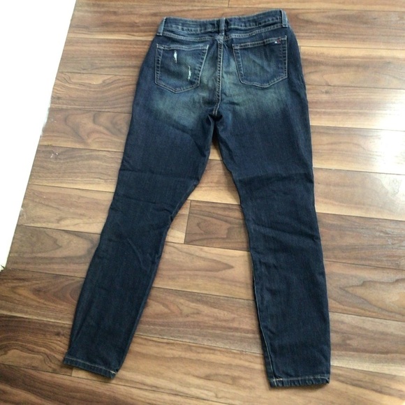 TOMMY Hilfiger High Rise Skinny Ankle Jeans - Picture 12 of 12